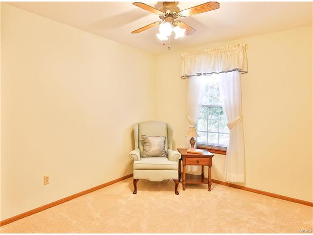 782 Strafford Rdg, Ballwin, MO 63021 photo 33