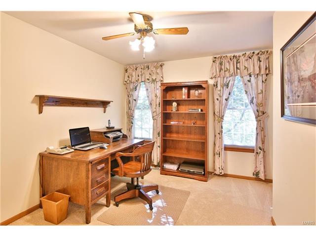 782 Strafford Rdg, Ballwin, MO 63021 photo 29