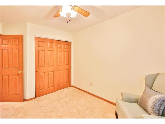 782 Strafford Rdg, Ballwin, MO 63021 photo 34