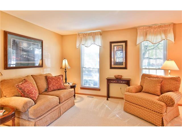 782 Strafford Rdg, Ballwin, MO 63021 photo 7