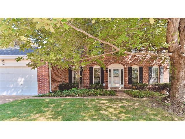 782 Strafford Rdg, Ballwin, MO 63021 photo 4