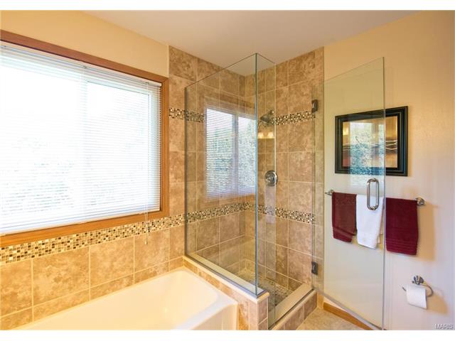 782 Strafford Rdg, Ballwin, MO 63021 photo 26