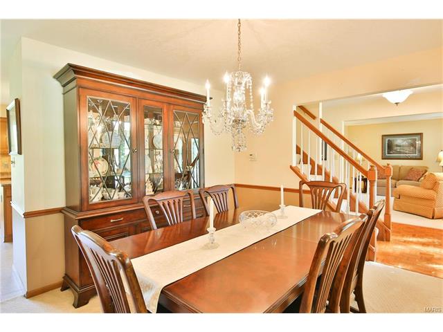 782 Strafford Rdg, Ballwin, MO 63021 photo 19