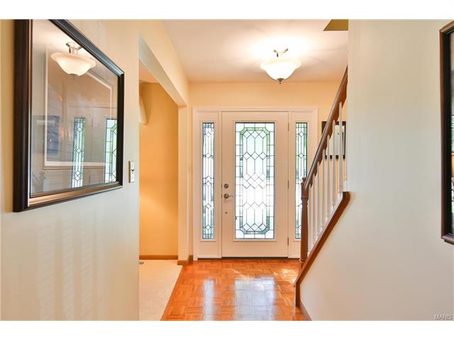 782 Strafford Rdg, Ballwin, MO 63021 photo 5