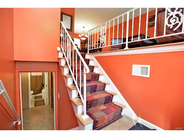 29 Saint Lawrence Dr, Ballwin, MO 63021 photo 12