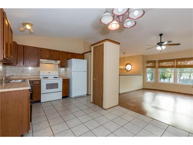 2506 Lowell Ln, O'fallon, MO 63368 photo 9