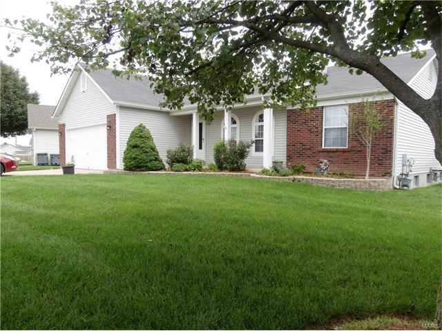 1480 Cochise Dr, O Fallon, MO 63366 photo 1