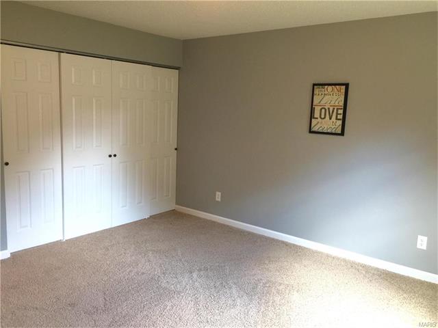 44 Forest Ln, O'fallon, MO 63366 photo 9