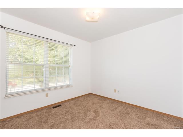 613 Sunward Dr, O'fallon, MO 63368 photo 16