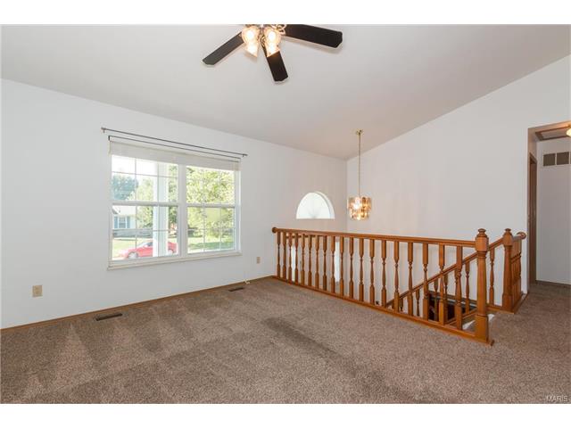 613 Sunward Dr, O'fallon, MO 63368 photo 3