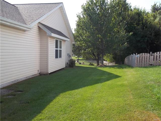 2 Saint Libory Ct, O'fallon, MO 63366 photo 18