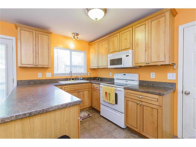 120 Royallmanor Ln, O'fallon, MO 63368 photo 7