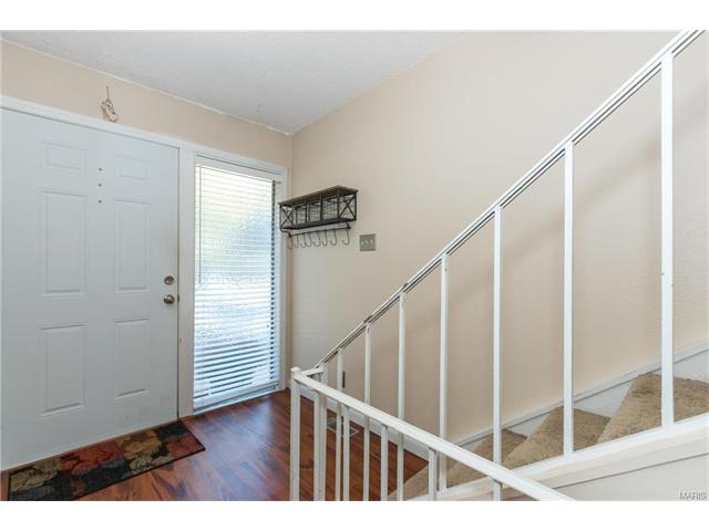 1210 Wicklow Rd #H, Ballwin, MO 63021 photo 3