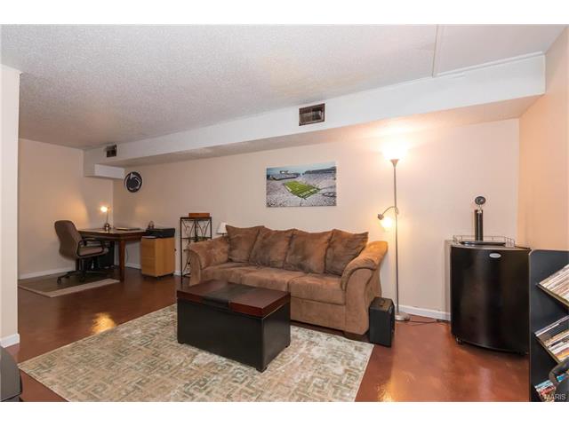 1210 Wicklow Rd #H, Ballwin, MO 63021 photo 17
