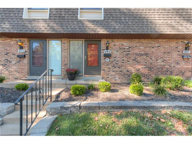 1210 Wicklow Rd #H, Ballwin, MO 63021 photo 2