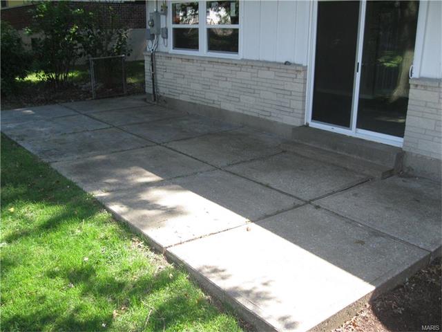 2553 Hackman, Saint Louis, MO 63136 photo 20
