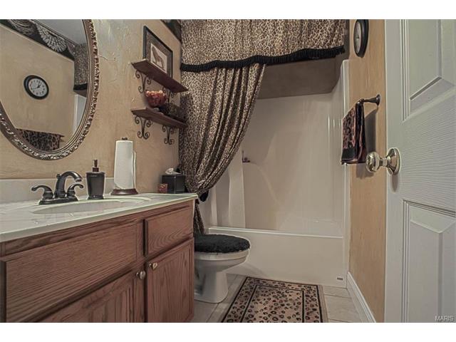 238 Greenburn Dr, Weldon Spring, MO 63304 photo 15