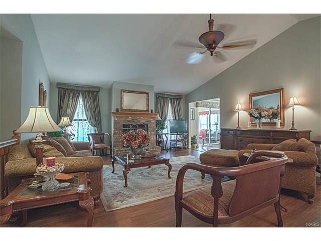 238 Greenburn Dr, Weldon Spring, MO 63304 photo 11