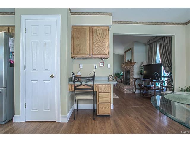 238 Greenburn Dr, Weldon Spring, MO 63304 photo 7