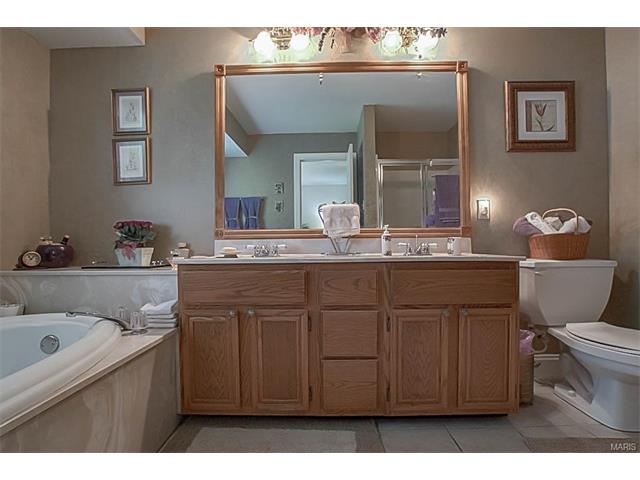 238 Greenburn Dr, Weldon Spring, MO 63304 photo 21