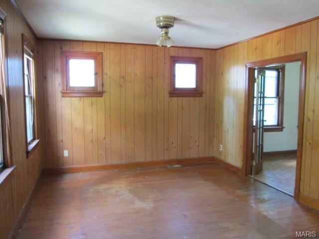 8804 Corwin Dr, Saint Louis, MO 63136 photo 3
