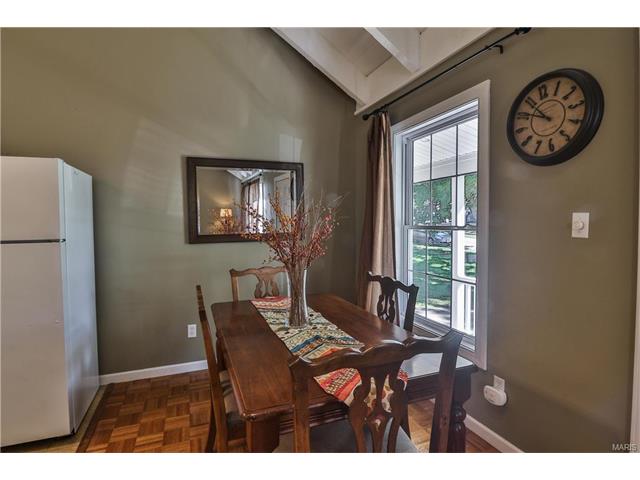 907 Parma Dr, Ballwin, MO 63021 photo 14