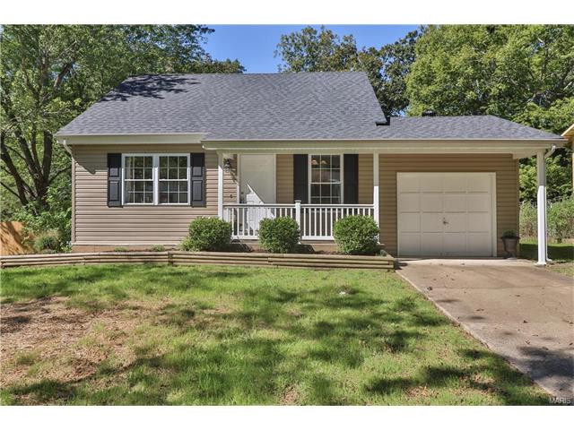 907 Parma Dr, Ballwin, MO 63021 photo 2