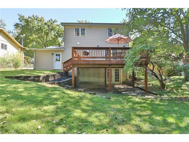 907 Parma Dr, Ballwin, MO 63021 photo 34