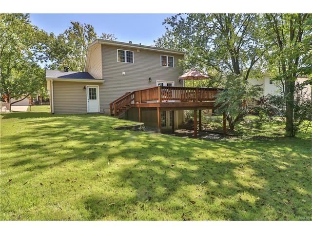 907 Parma Dr, Ballwin, MO 63021 photo 35