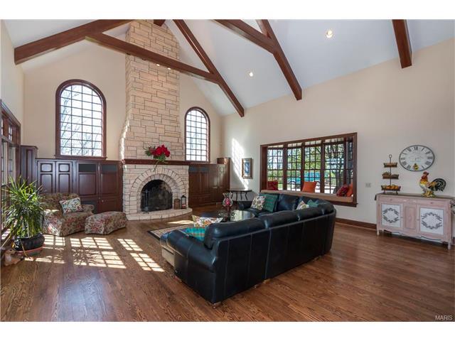 3 Upper Whitmoor, Saint Charles, MO 63304 photo 4