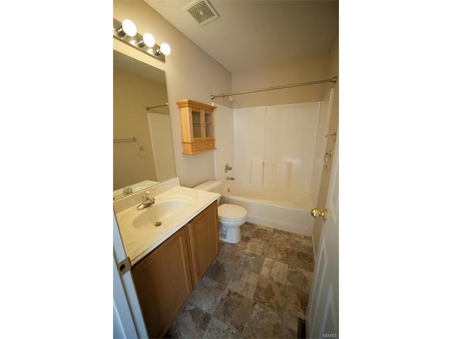 32 N Kern, O'fallon, MO 63366 photo 11