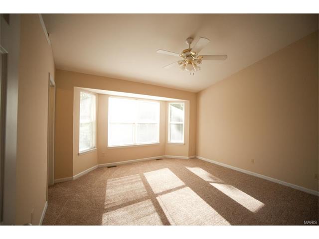 32 N Kern, O'fallon, MO 63366 photo 8