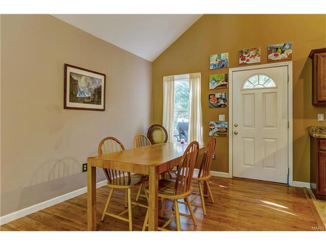 18768 Haystack Ln, Chesterfield, MO 63005 photo 9