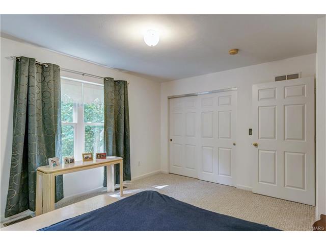 18768 Haystack Ln, Chesterfield, MO 63005 photo 19