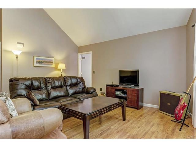 18768 Haystack Ln, Chesterfield, MO 63005 photo 6