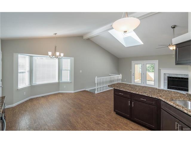16161 Castlerea Blvd, Ellisville, MO 63021 photo 13