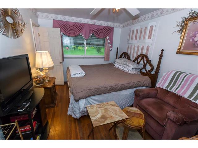 11027 Ebert, Saint Louis, MO 63136 photo 16
