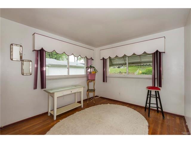 11027 Ebert, Saint Louis, MO 63136 photo 18