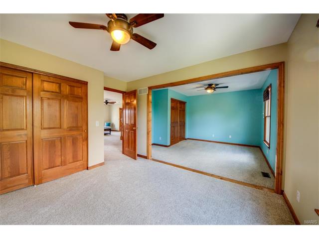 573 Malinmor, Weldon Spring, MO 63304 photo 24