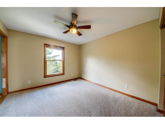 573 Malinmor, Weldon Spring, MO 63304 photo 23