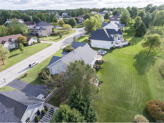 573 Malinmor, Weldon Spring, MO 63304 photo 42