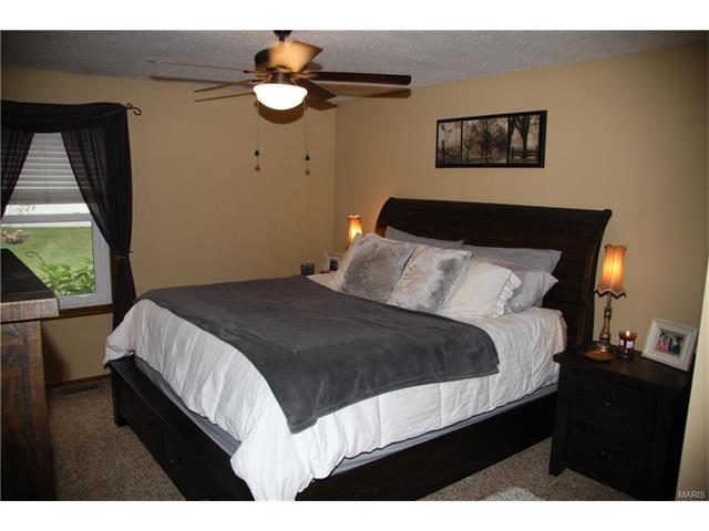 1155 Haven View Dr, O'fallon, MO 63366 photo 8