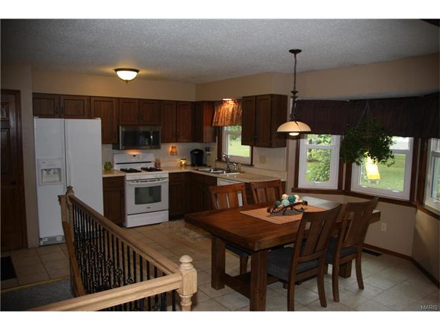 1155 Haven View Dr, O'fallon, MO 63366 photo 5