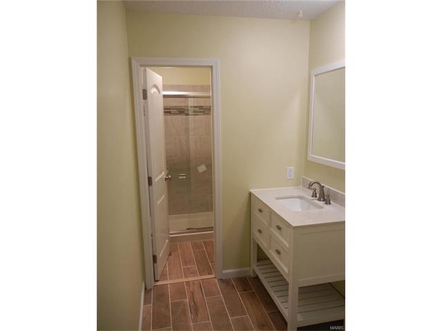 1117 Windyoak Dr, Ballwin, MO 63021 photo 12
