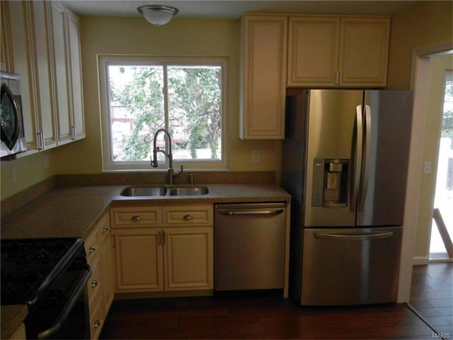 1117 Windyoak Dr, Ballwin, MO 63021 photo 7