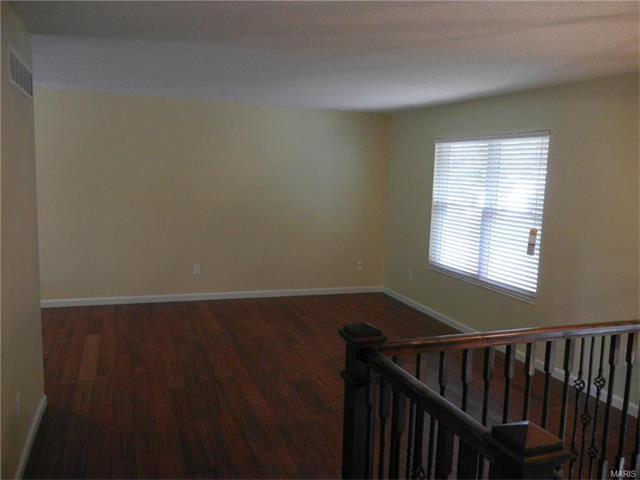 1117 Windyoak Dr, Ballwin, MO 63021 photo 4