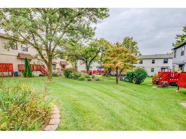 13336 Hiddendale Ln, Ballwin, MO 63021 photo 24