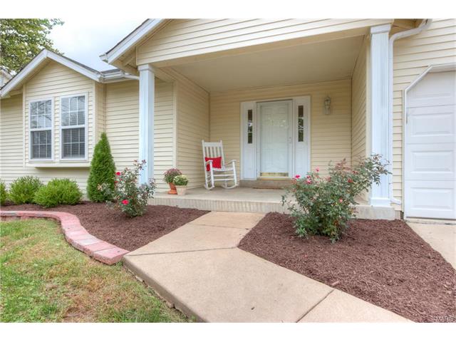 1277 Old Stone Dr, O'fallon, MO 63368 photo 10