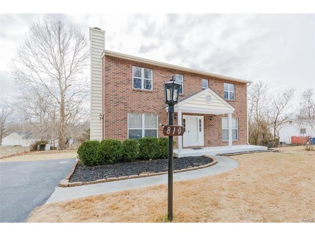 810 Rauscher Dr, Ballwin, MO 63011 photo 2