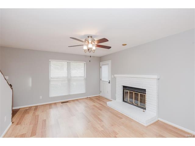 810 Rauscher Dr, Ballwin, MO 63011 photo 10